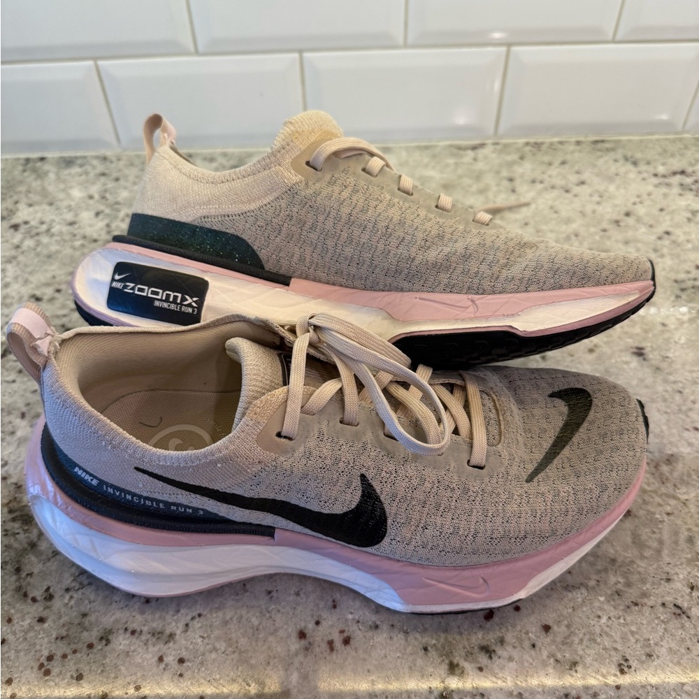 Nike ZoomX Women's Invincible Run 3 Beige and Pink Athletic Shoes